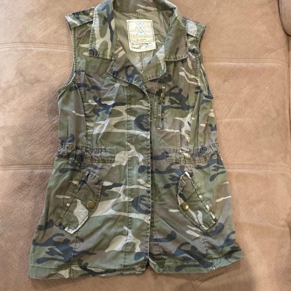 Women’s vest